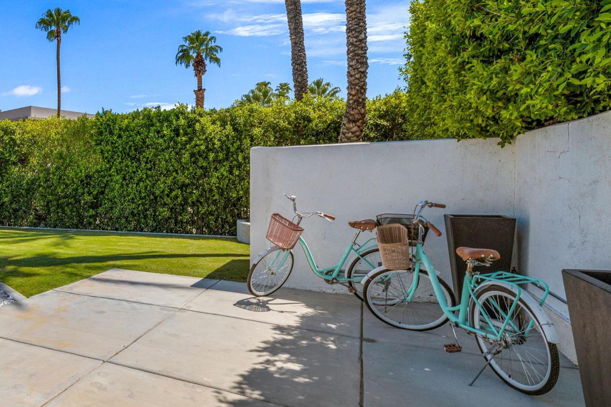 The Velvet Rope Ps Hotel Palm Springs Exterior photo